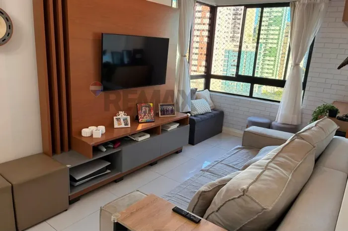 Apartamento Candeias, 02 quartos, 01 suíte, 55m², 01 vaga de garagem, reformado, lazer