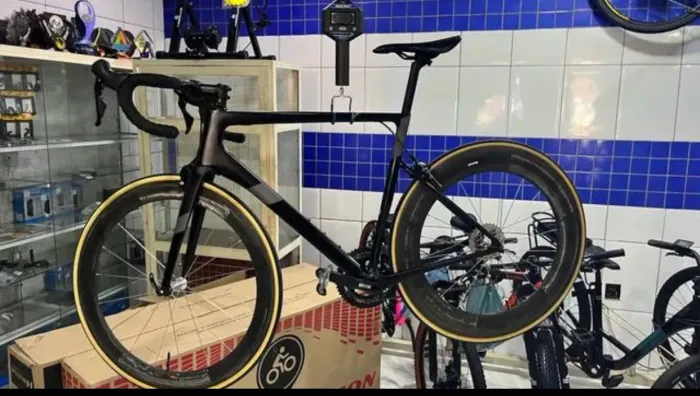 Bicicleta Cannondale Supersix EVO Carbon 105 - 2020 