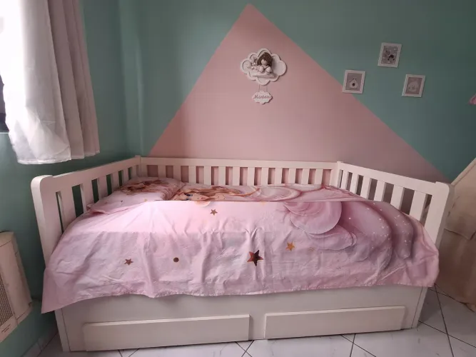 Cama madeira maciça solteiro com auxiliar e gavetas