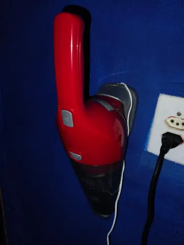 Aspirador de pó portátil Black+Decker