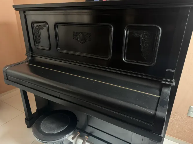 Piano de armário