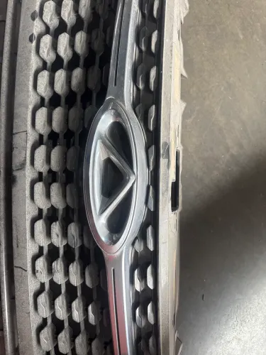 Moldura da grade Chery