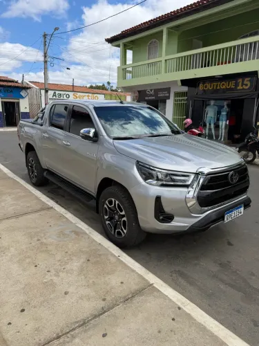 Toyota Hilux CD SRX 4X4 2.8 TDI 16V Diesel Aut. 2022