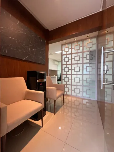 Sala Comercial Mobiliada à Venda no Themis Tower [ Porteira Fechada ]. Lagoa Nova/Natal