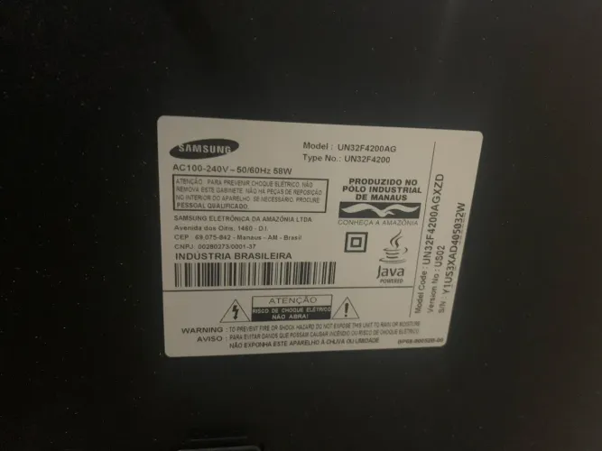 Televisão 32 polegadas LCD 