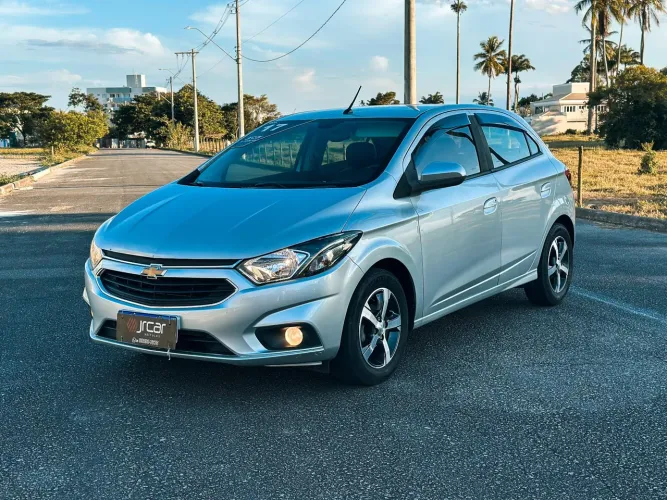 Chevrolet Onix Hatch LTZ 1.4 8V Flex Aut. 4P 2017