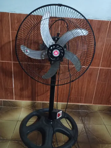 Vendo um ventilador da BOLÍVIA.entrego