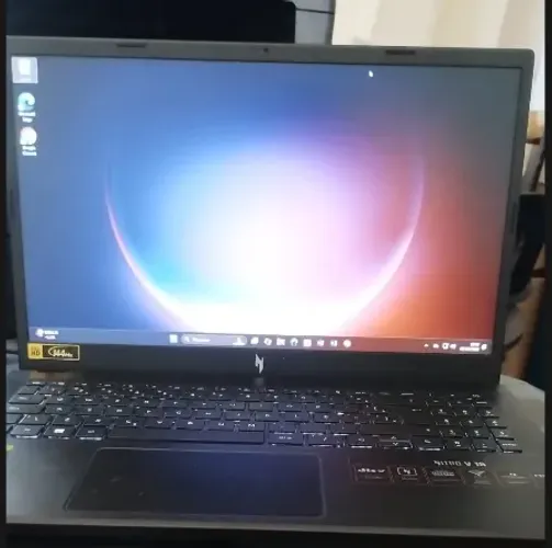 Notebook Acer Nitro V15 - RTX 4050 / Intel Core i5 13ª Geração / 8GB DDR5