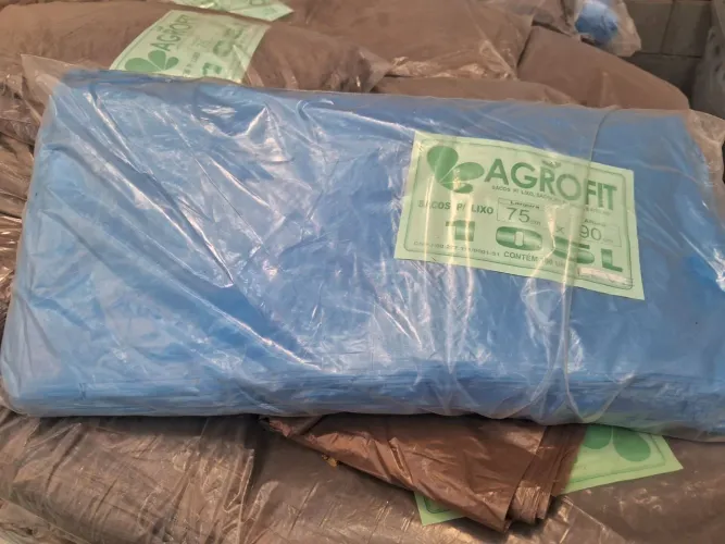 Sacos para lixo - 100 litros ( novos ) pacote vom 100 unidades