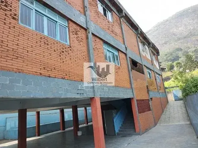 Prédio para venda no bairro Quitandinha - Petrópolis - RJ