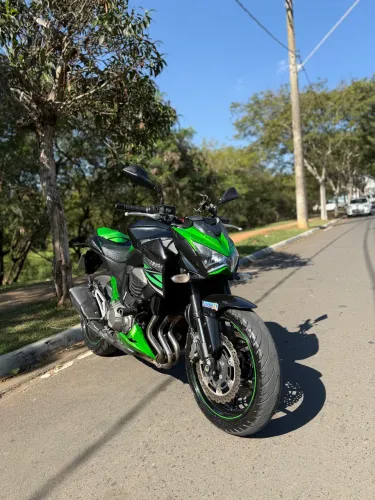 KAWASAKI Z800
