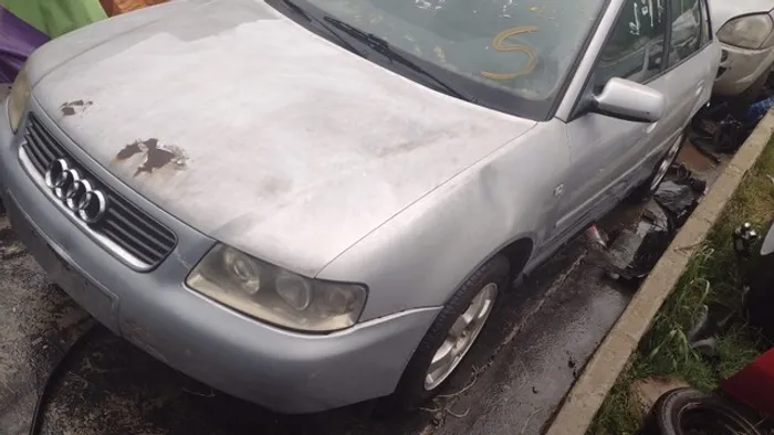 Sucata Audi A3 1.8 2002 2003 Disponível para retirada de peças