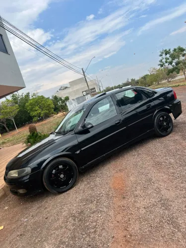 Chevrolet Vectra CD 2.2 16V / 2.0 16V Mec./aut. 1999