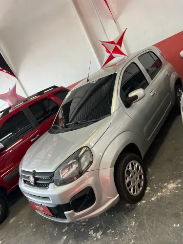 Fiat Uno Attractive 1.0 EVO Fire Flex 8V 5P 2021