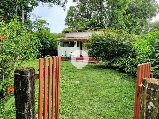 CASA À VENDA - ILHA DO MEL - BRASÍLIA