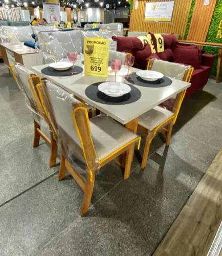 Oferta Mesa de Jantar com 4 cadeiras Promoção