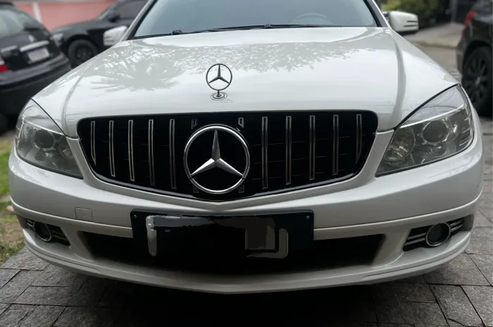 Mercedes-Benz C-180 Classic 1.6 16V Aut. 2010