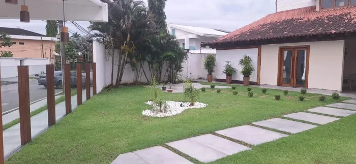 NO LAGO AZUL RSB IMÓVEIS CRECI-PA 6803 tem 1000m2 com 3 quartos em Atalaia - Ananindeua - 