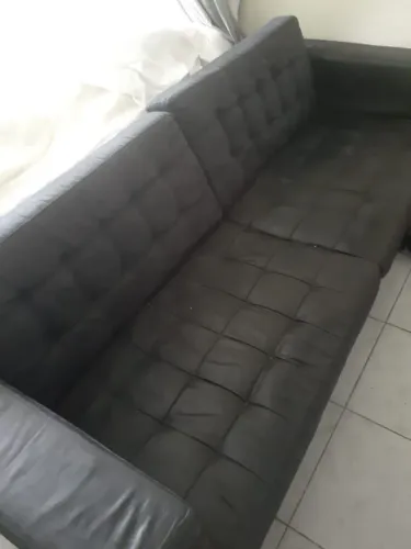 Sofá lindo em tecido impermeável preto 500,