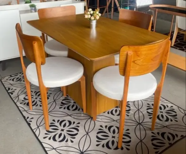 Mesa de Jantar Barbara com 4 Cadeiras Maldivas 120x80 (FAZEMOS ENTREGA DF E ENTORNO)