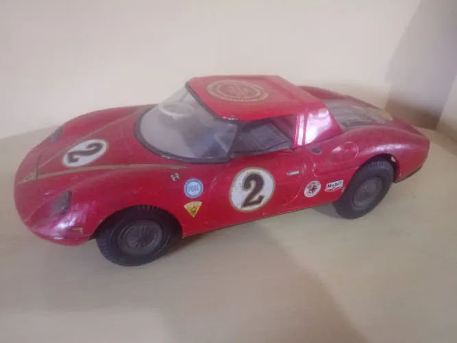 Ferrari anos 50/60 funcionando 
