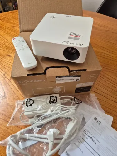 Projetor LG CineBeam Smart Full HD 120" - PF510Q