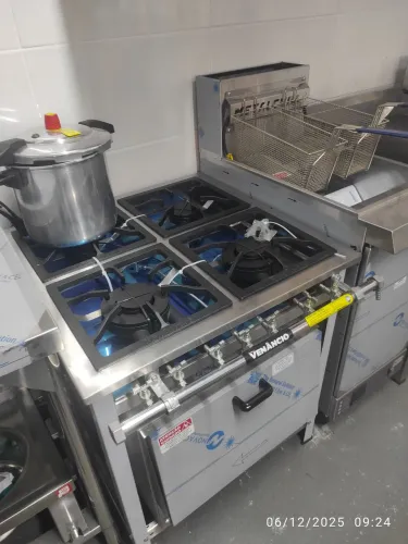 Bh Fogão industrial inox n/ acompanha o forno 