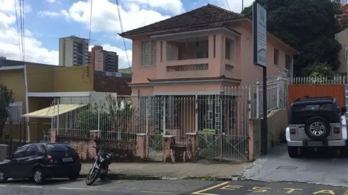 Terreno à venda, 594 m² por R$ 1.790.000,00 - Alto dos Passos - Juiz de Fora/MG
