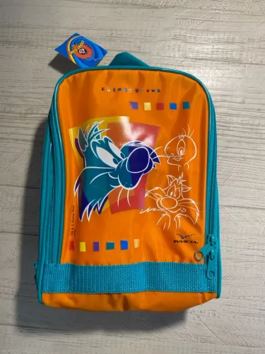 Lancheira Looney Tunes Invicta
