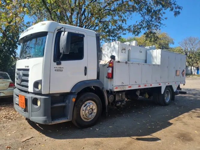 Caminhao comboio vw 13.180