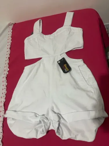 Macacão branco-Numeração 38