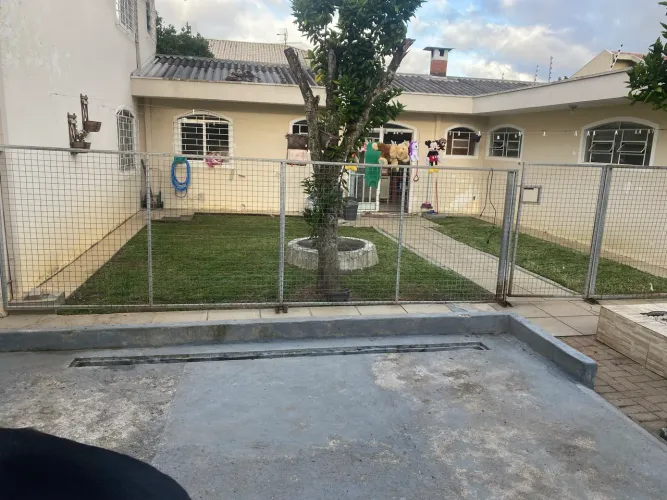 Gradil 8,20m x 1,50m c/ portão 0,95m