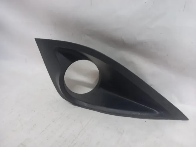 Moldura Farol De Milha Ford Fiesta Rocam Ld 11/14 C/detalhe