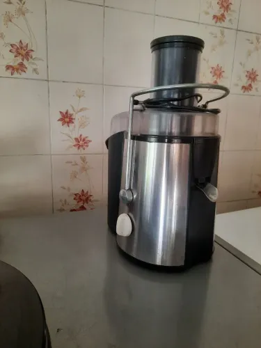 CENTRÍFUGA FUN KITCHEN INOX MARCA DE QUALIDADE FAZ DELICIOSOS SUCOS FRUTAS, VERDURAS FOLHA