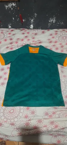 Camisa de Futebol Verde e Laranja