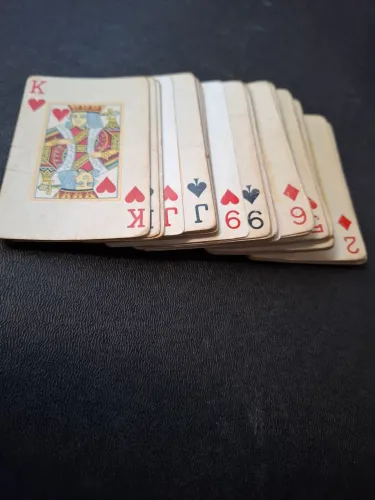 Baralho de cartas antigo