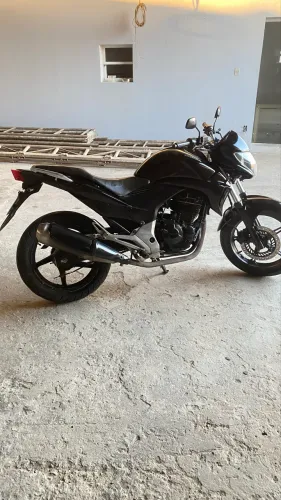 VENDO CB300R