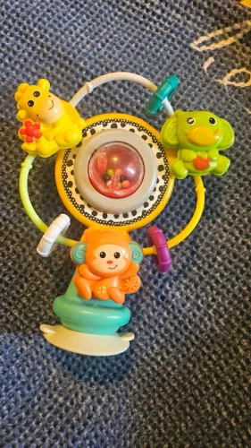 Brinquedo roda gigante com ventosa - Infantino