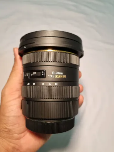 Lente Sigma 10-20mm F/3.5 EX DC para Canon (Usada)