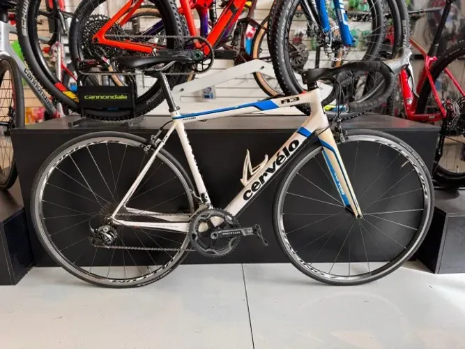 Bicicleta Cérvelo R3 - Tamanho M-54" - Semi Nova