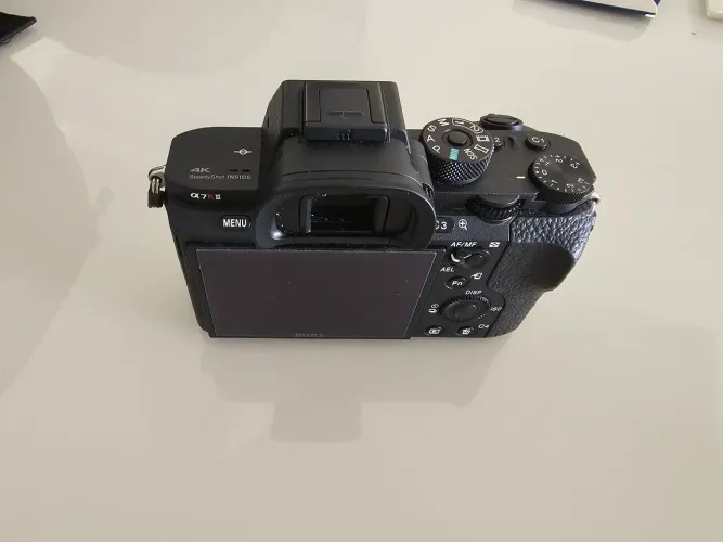 Câmera Sony Alpha A7RII 