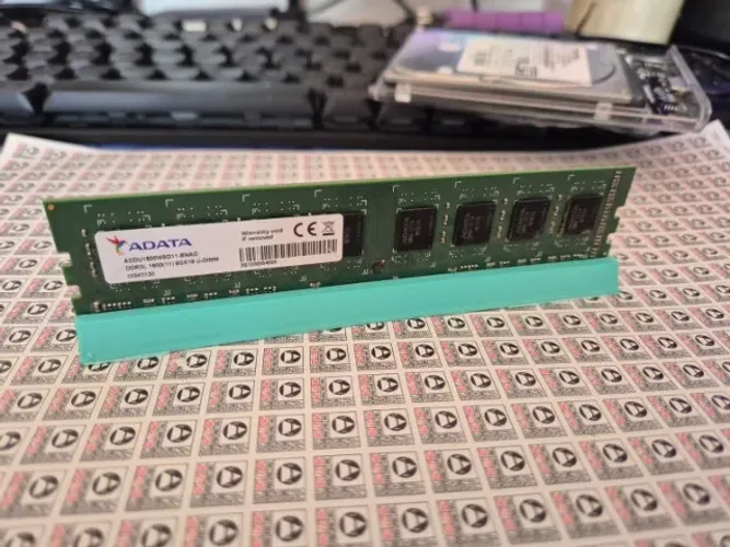 Memoria ram desktop DDR 3gb 1600mhz -Adata