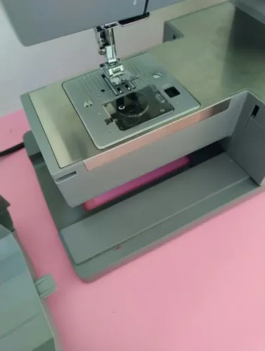 Máquina de costura SINGER