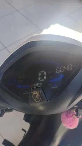 Vendo moto Bull