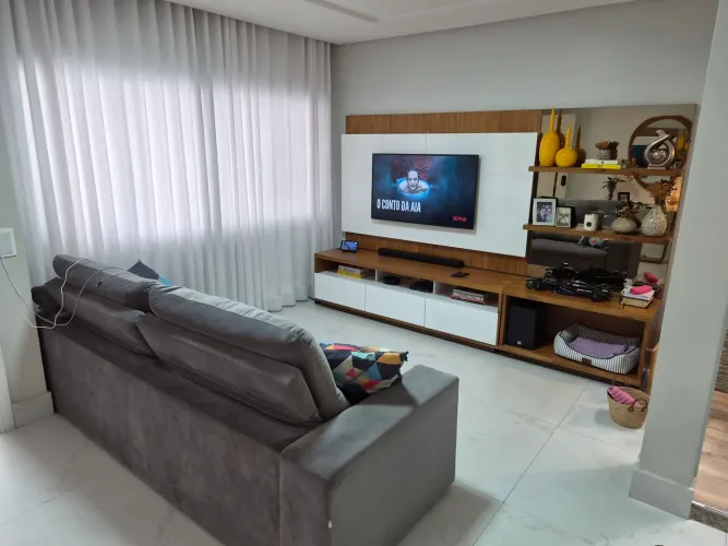 Sobrado 3 suítes porteira fechada - Bairro Assunção SBC (próximo à Scania)