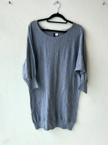 Sueter acinzentado, 42, longo, da Divided H&M.