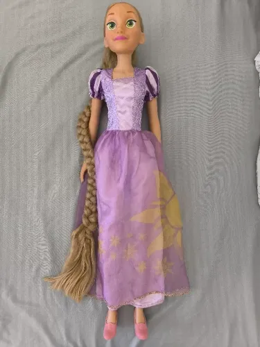 Boneca Rapunzel 80cm