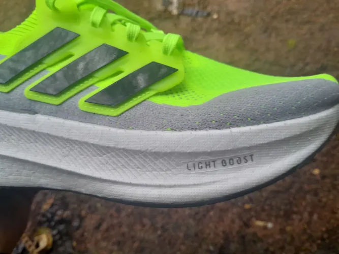 Tenis adidas