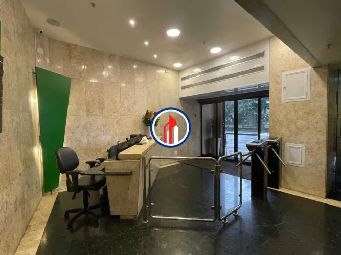 Sala : / Comercial / Centro