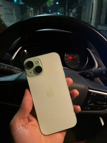 iPhone 15 128GB verde